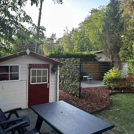 シャレー Gezellig Op De Veluwe *